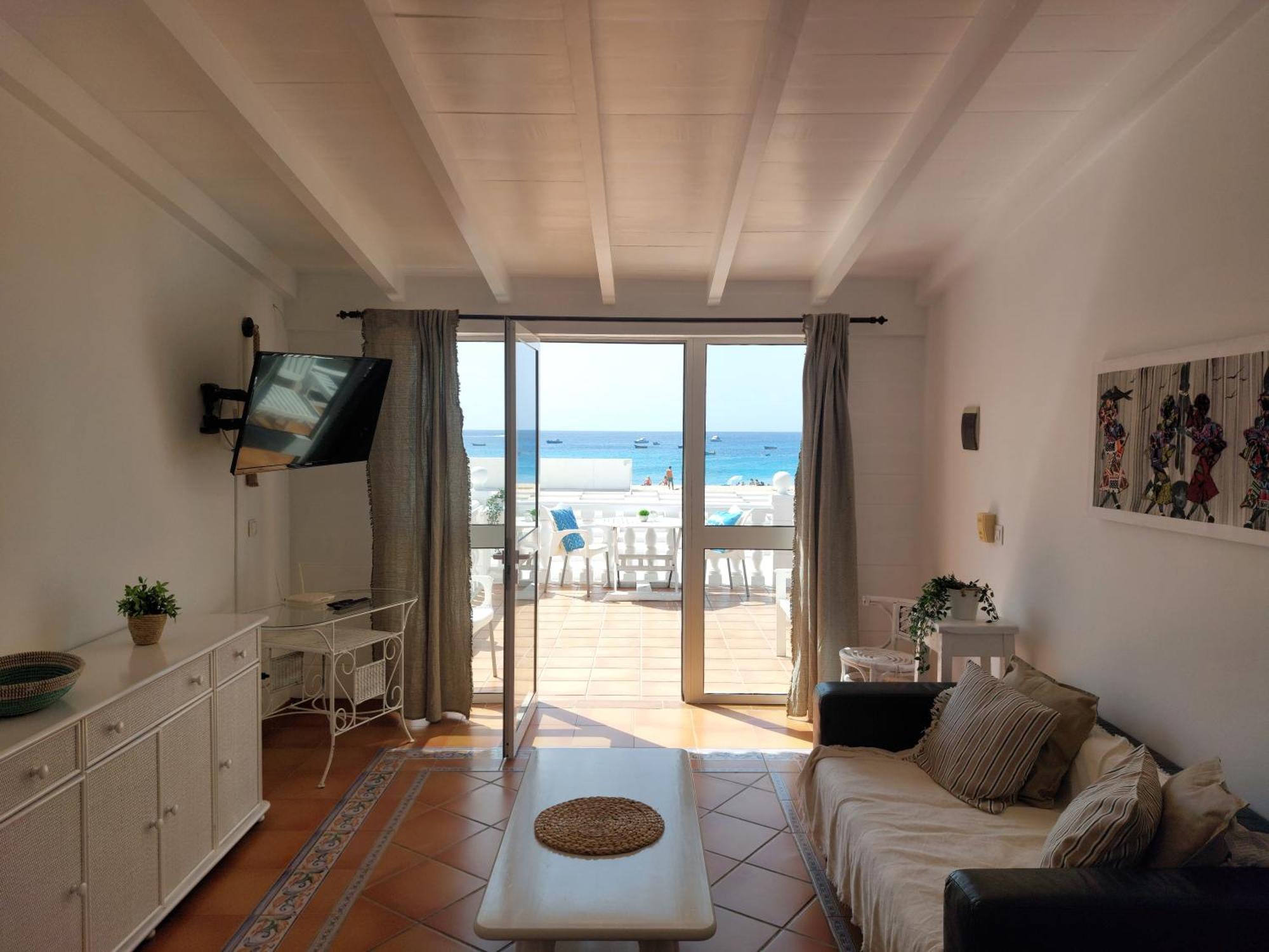 Vista Mar - Seafront Holiday Apartments Santa Maria Kültér fotó