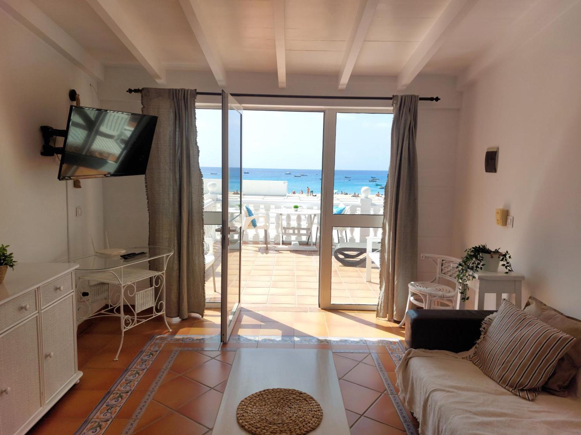 Vista Mar - Seafront Holiday Apartments Santa Maria Kültér fotó